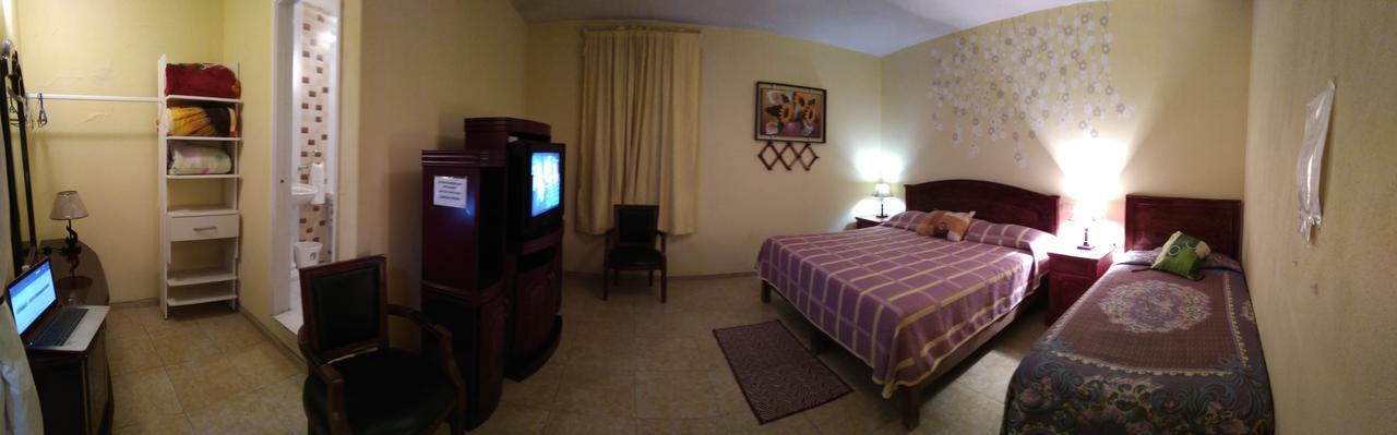 Hotel San Diego Долорес Идалго Екстериор снимка